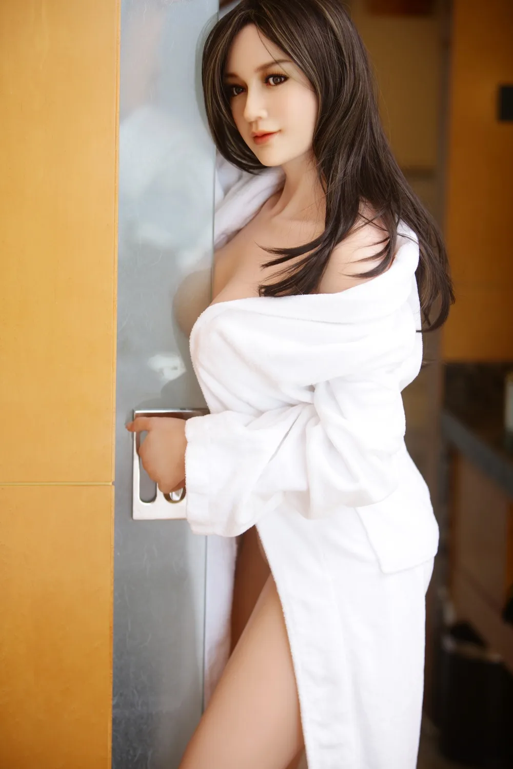 Yangzi – Silicone 170cm/66.93″ E-CUP 37kg/81.57lbs Sex Doll view 2