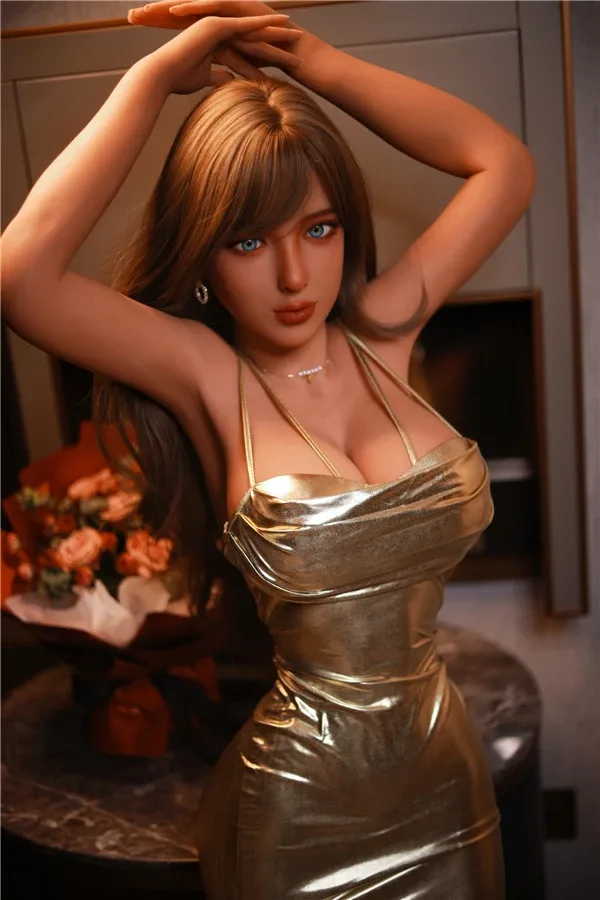 Lifelike Big Breasted Sex Doll Briella 162cm view 3