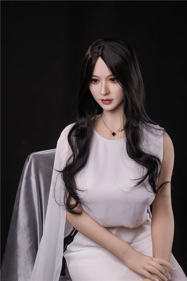 Real Life Lifelike Asian Chinese Tall Love Doll Kensley 170cm view 2
