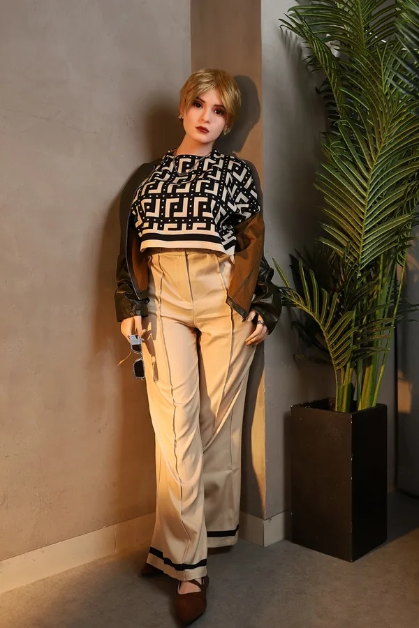 C37 – TPE 158cm/62.2″ I-CUP 41kg/90.39lbs Sex Doll view 4