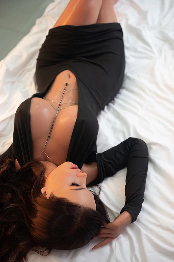 T02 – Silicone 160cm/62.99″ E-CUP 30kg/66.14lbs Sex Doll view 3