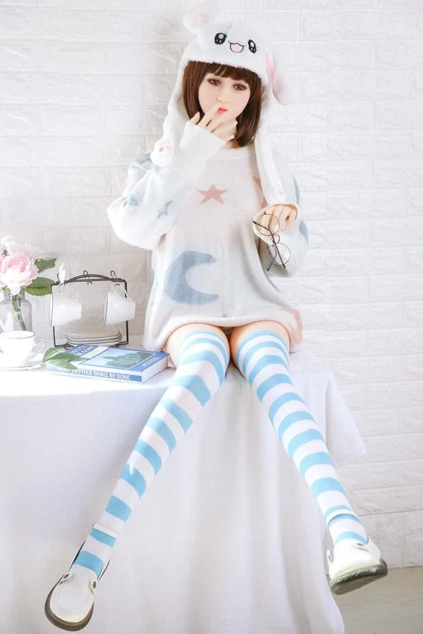 High-end Japanese Cute Realistic Sex Doll Lindsey 158cm view 2