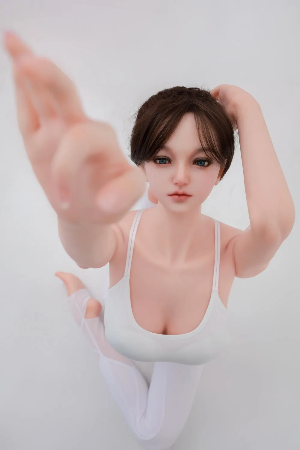 Yina – Silicone 170cm/66.93″ E-CUP 37kg/81.57lbs Sex Doll view 3