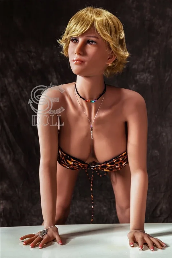 Life Size Milf Blonde Muscle Sex Doll Luella 167cm view 6