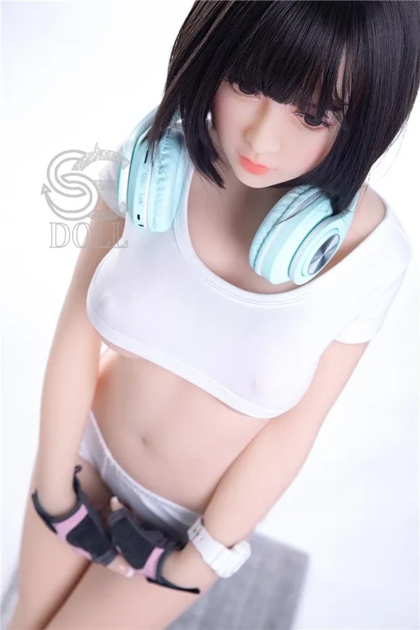 Pretty Black Short Hair Sex Doll Maia 151cm view 6