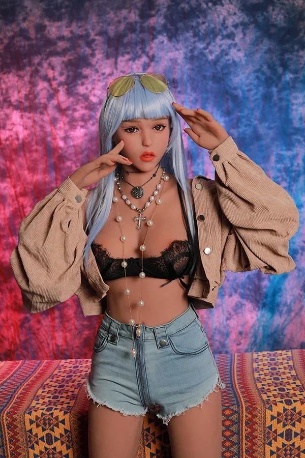 Small Breasted American Rebellious Sex Doll Ari 163cm view 2
