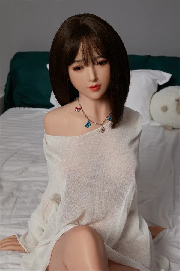 Super Real Pretty Japanese Sex Doll Ryleigh 148cm view 2
