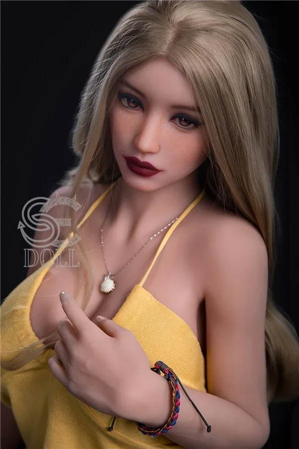 Lifelike Beautiful Love Doll Haisley 161cm view 4