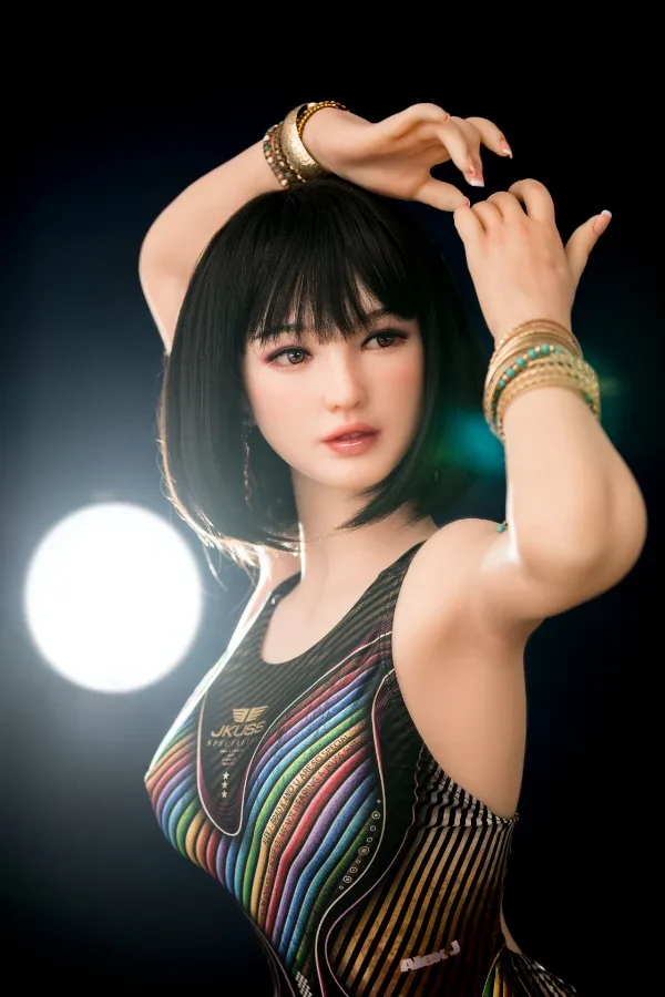 162cm E-cup Silicone Lifelike Model Sex Doll Lin Yanyan view 2