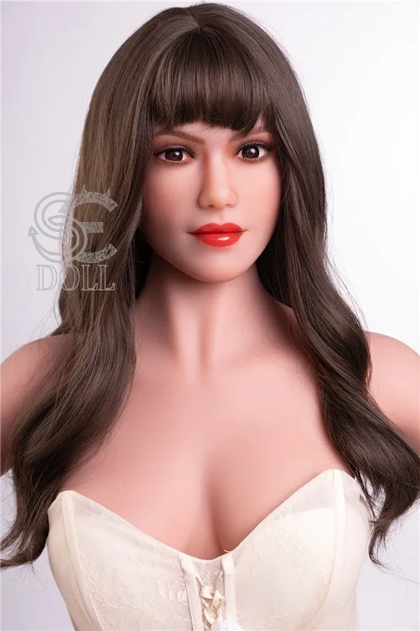 Pretty Classy European Sex Doll Dylan 163cm view 4