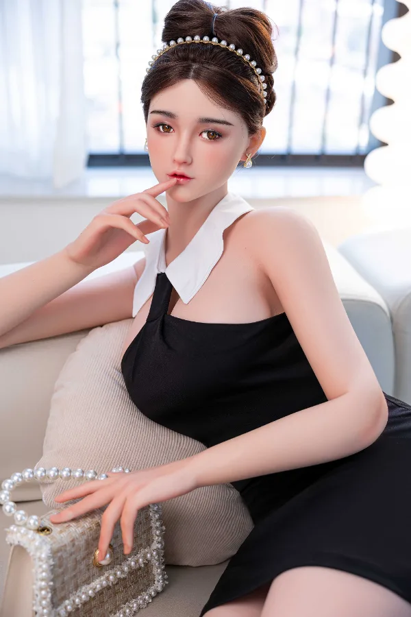 383 – Silicone 168cm/66.14″ 31.75kg/70lbs Sex Doll view 3