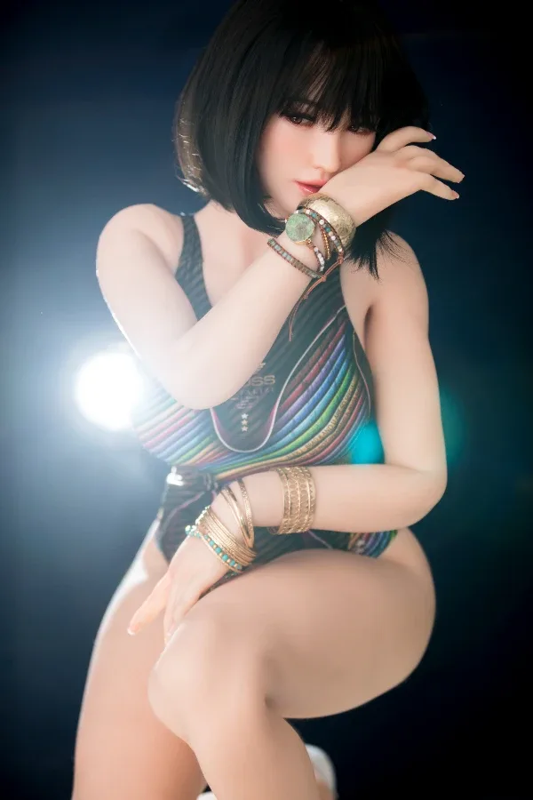162cm E-cup Silicone Lifelike Model Sex Doll Lin Yanyan view 6
