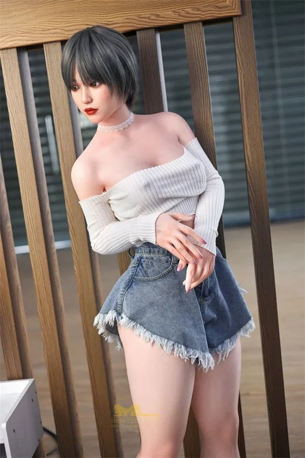 Most Realistic Short Hair Japanese Sex Doll Frances 152cm view 4