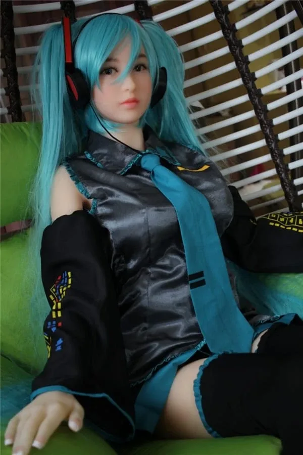 Life-size Cute Asian Japanese New Fantasy Sex Doll Hatsune Miku 165cm view 2