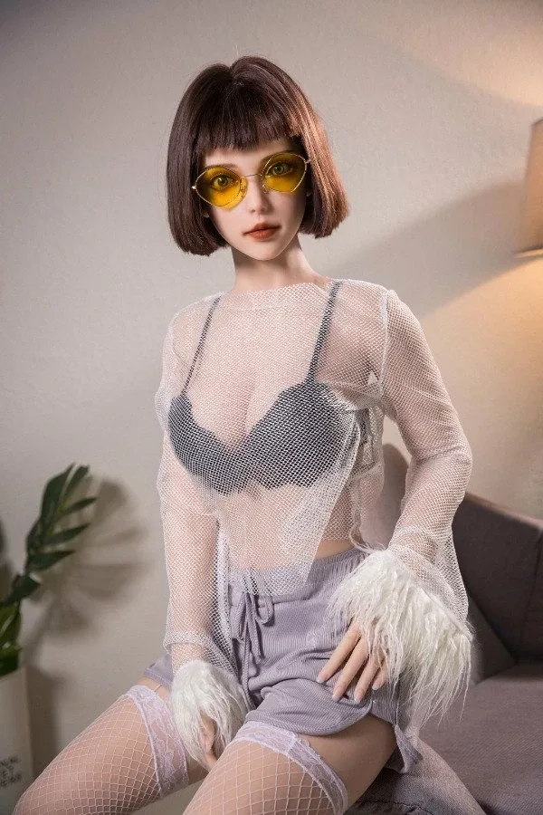 “The Professional” Celebrity Sex Doll Mathilda 162cm view 3
