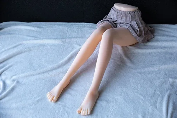 Inexpensive TPE Sex Doll Leg Torso 90cm view 4