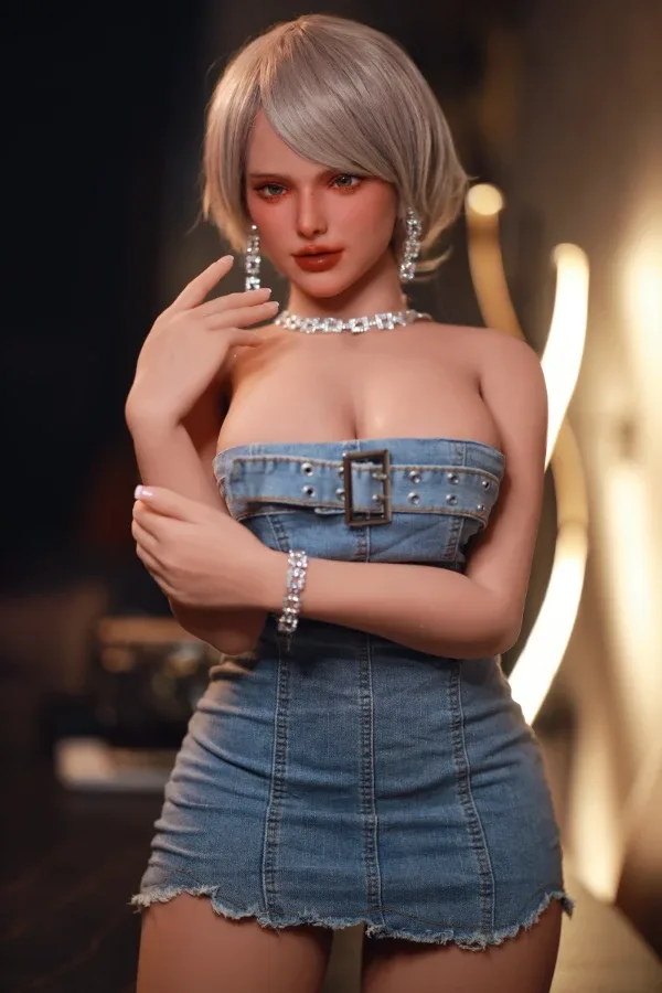 Busty Big Booty Sex Doll Callie 163cm view 4