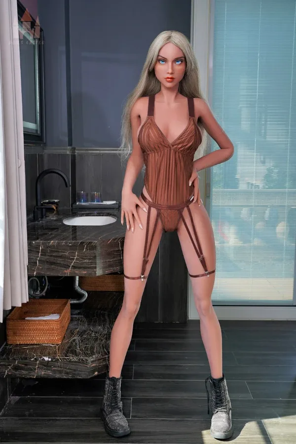 Sexy Big Ass Tall Sex Doll Karolina 170cm view 5
