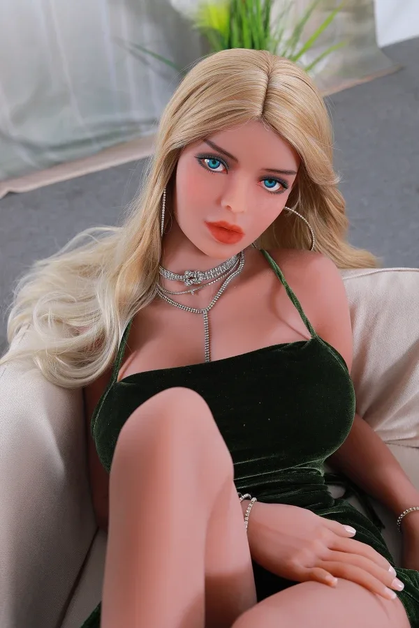 Lifelike Real Life Female Sex Doll Alexia 158cm view 5