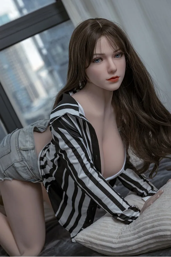 C33 – TPE 165cm/64.96″ G-CUP 37kg/81.57lbs Sex Doll view 5