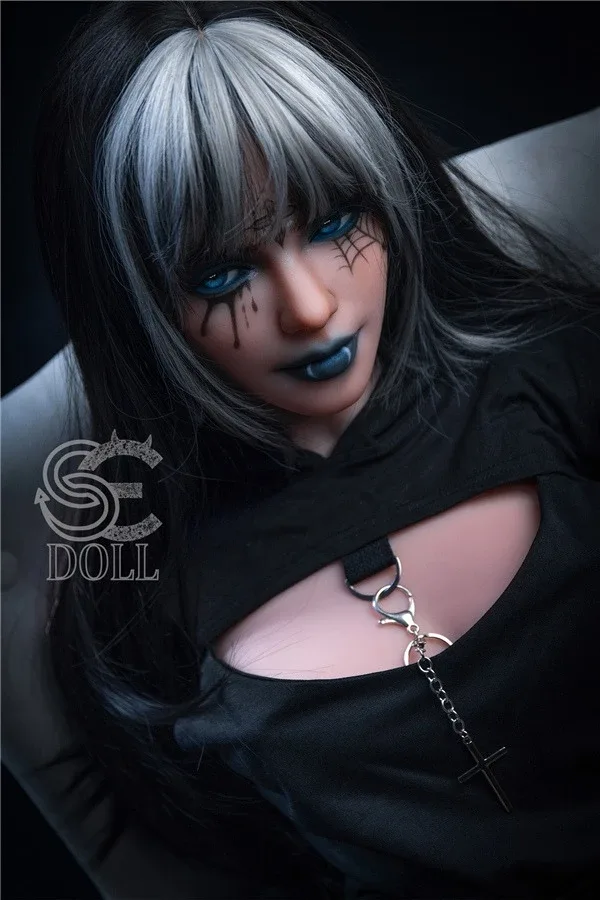 Sexy Vampire Sex Doll Aubrielle 166cm view 4