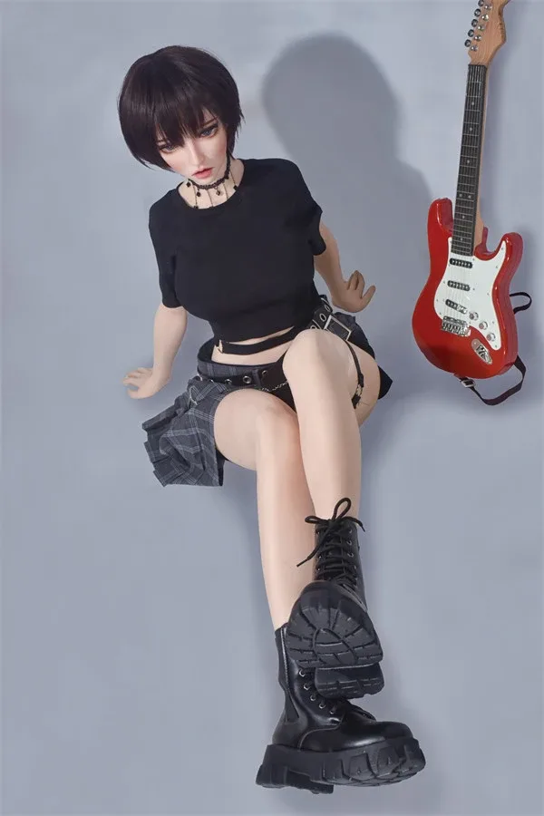 Guitarist Japanese Sex Doll Ellie 150cm view 5