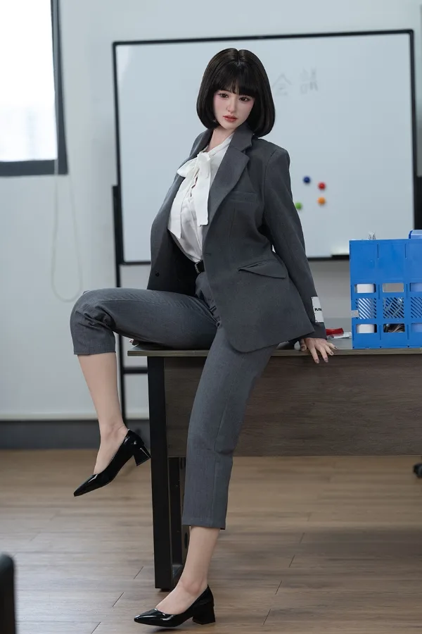 Shizukawa Yuri – Silicone 168cm/66.14″ F-CUP 35.5kg/78.26lbs Sex Doll view 5