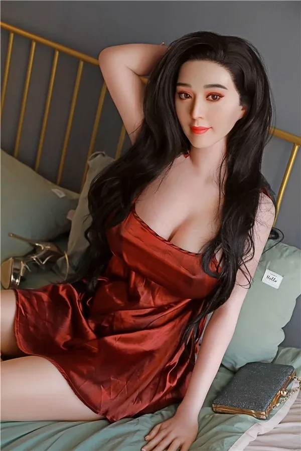Lifelike Chinese Star Sex Doll Fan Bingbing 168cm ( Silicone Head) view 2