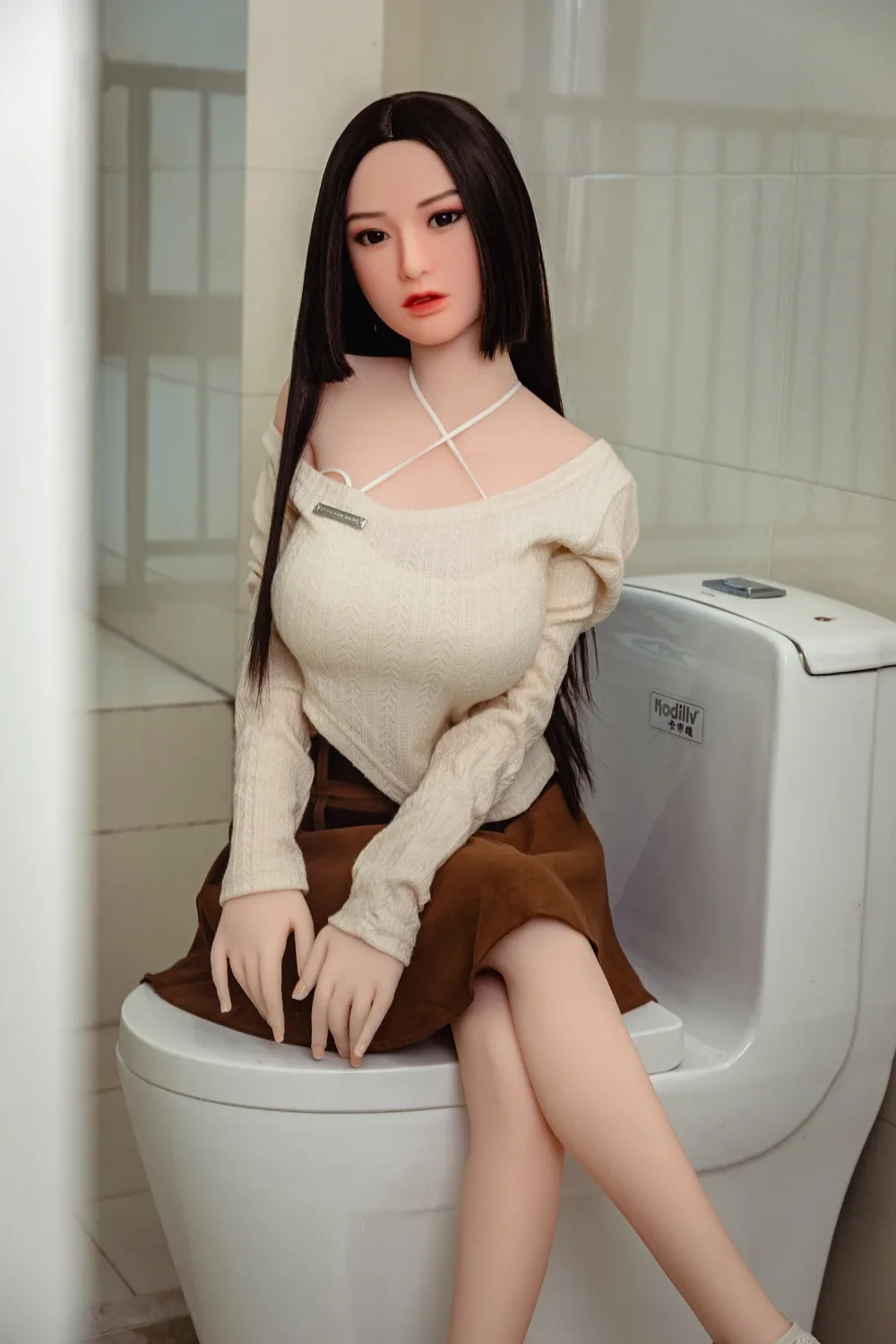 Lifelike Asian Japanese Sex Doll Emily 160cm view 2