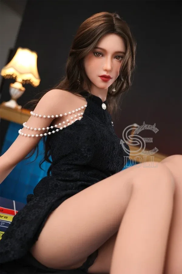 Realistic Tender Mature Chinese Sex Doll Lila 163cm view 5