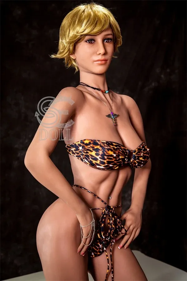 Life-Size Busty Mature Milf Sex Doll Valerie 167cm view 2