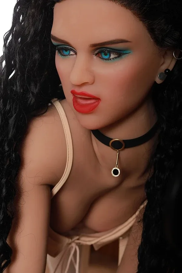 Lifelike Chubby Love Doll Milan 165cm view 5