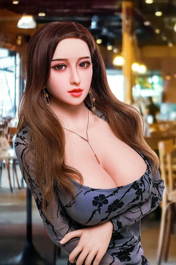 Mature Busty Sex Doll Aylin 168cm view 3