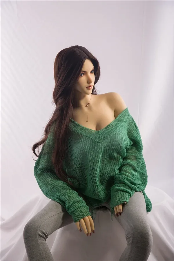 Super Realistic Luxury TPE Female Sex Doll Kelsey 158cm view 4
