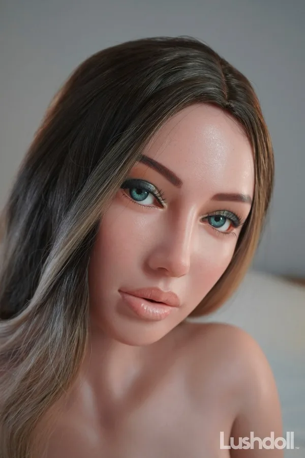 S2 – Silicone 167cm/65.75″ D-CUP 47kg/103.62lbs Sex Doll view 6