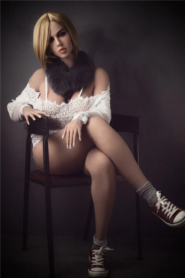 Perfect Beautiful Sexy BBW Thick Female Sex Doll Dahlia 163cm view 2