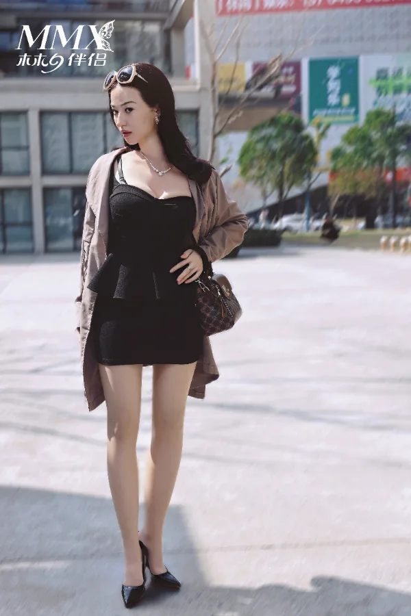 Mengfei – Silicone 165cm/64.96″ G-CUP 33kg/72.75lbs Sex Doll view 5
