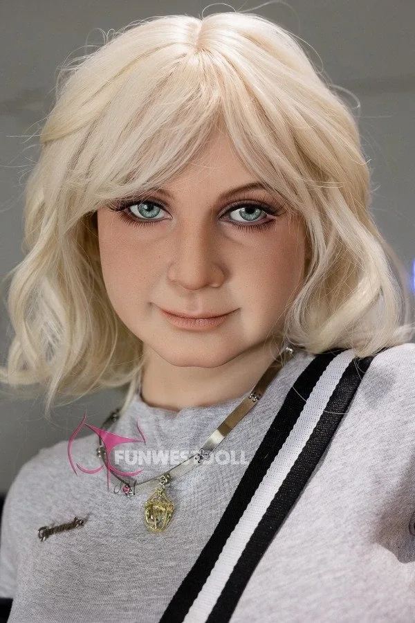 Sexy Busty Blonde Granny Sex Doll Kathryn 140cm view 6