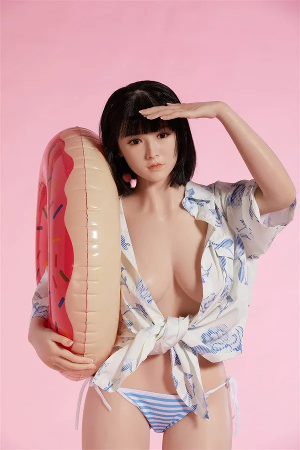 Lifelike Japanese Sex Doll Norah 160cm view 2