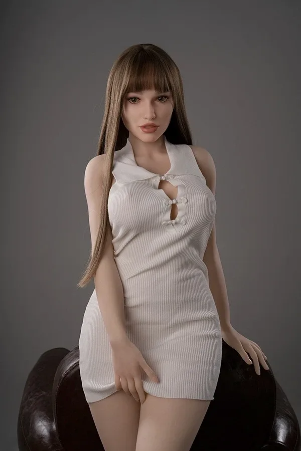 Lifelike High End Big Booty Sex Doll Emmy 165cm