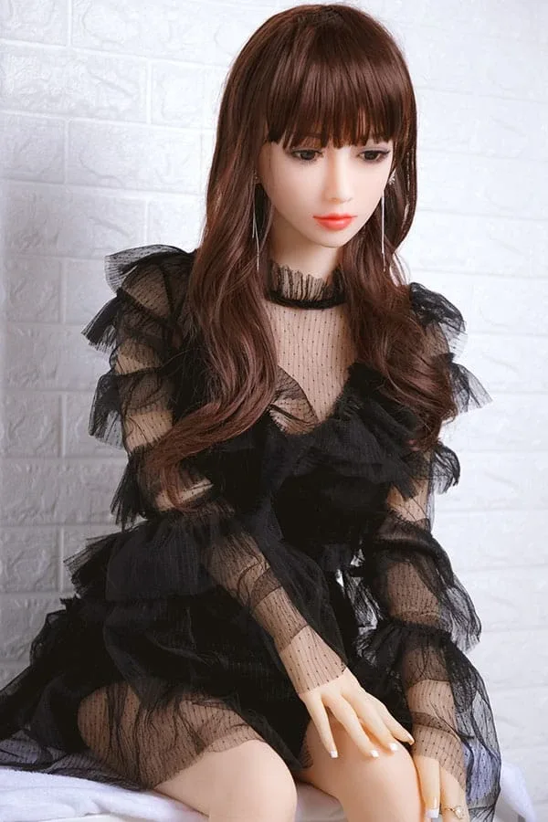 Chinese Cute TPE Sex Doll Polly 148cm view 2