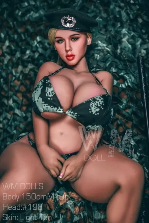 Lifelike High-end Luxury Thick Sex Doll Presley 150cm view 4