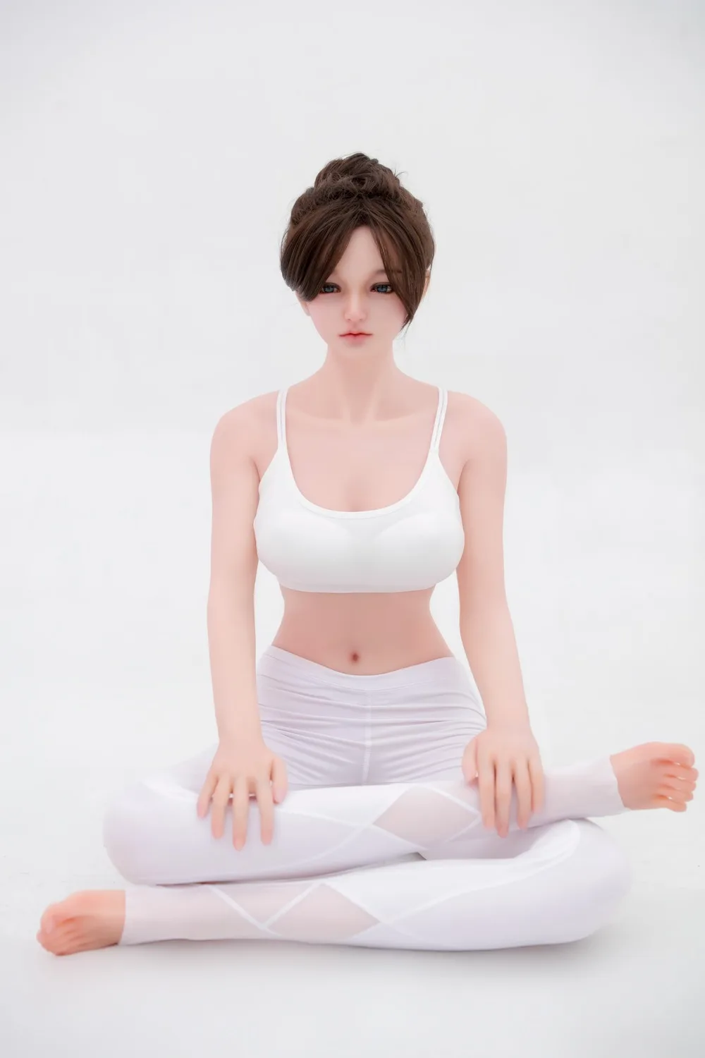 Yina – Silicone 170cm/66.93″ E-CUP 37kg/81.57lbs Sex Doll view 4