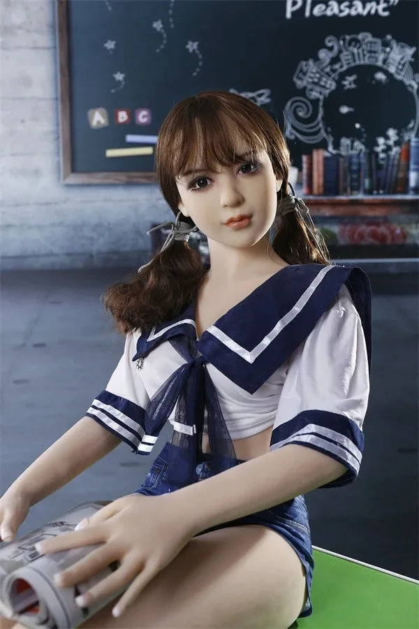 Small Breast Sex Doll Dylan 145cm