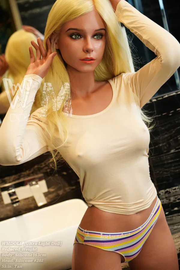 Silicone#202 – Silicone 163cm/64.17″ J-CUP 33kg/72.75lbs Sex Doll view 2