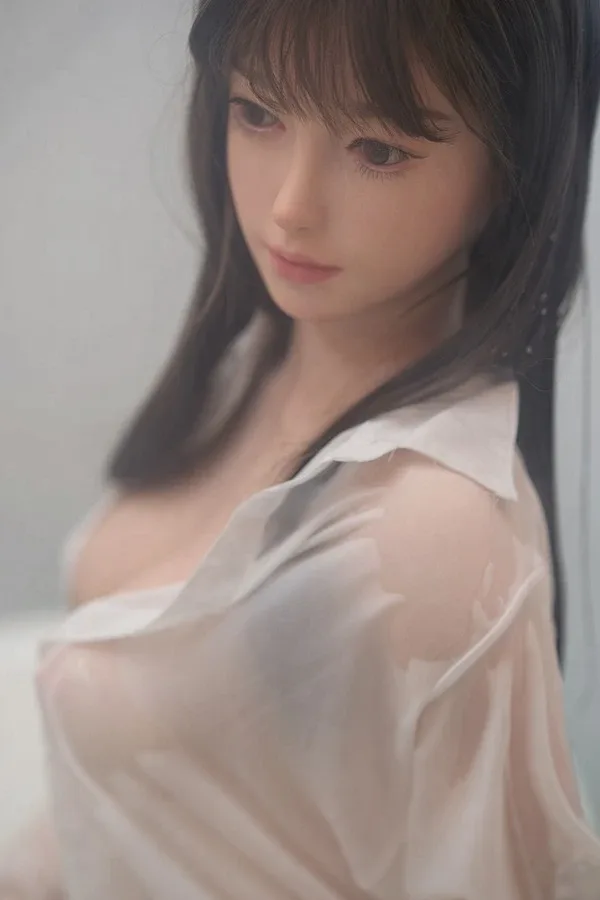 Real Life Realistic Female Love Doll Emerie 165cm view 6