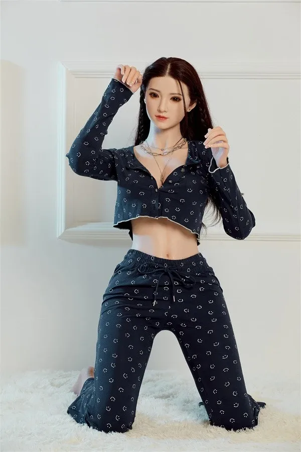 Lifelike Life-Size Sex Doll Bailey 165cm view 6