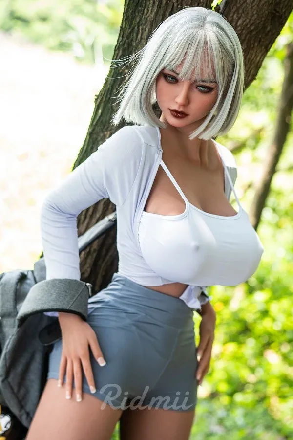 Curvy Sex Doll Sunny 161cm (Movable Jaw With Oral Structure) view 2