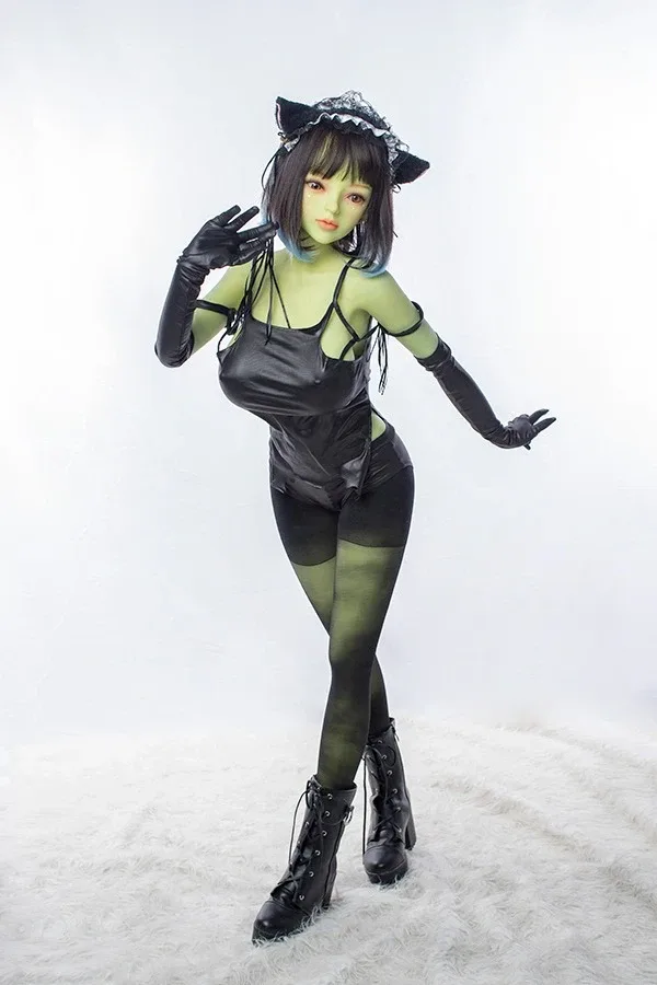 Green Skin Alien Sex Doll Bridget 140cm view 4