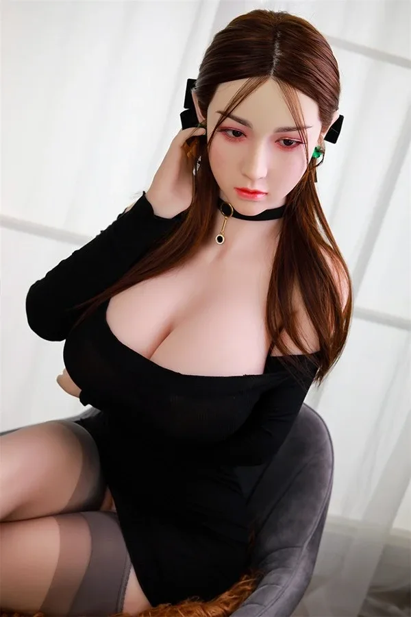 Super Realistic Beautiful Mature Sex Doll Kahlani 168cm  (Silicone Head) view 2